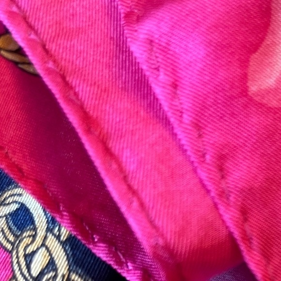 OSCAR by OSCAR DE LA RENTA Signed Silk Scarf Pink Purple Vibrant Floral Luxury - Picture 8 of 14